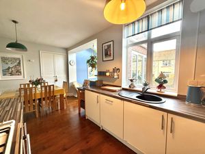 Photo 11- click for photo gallery